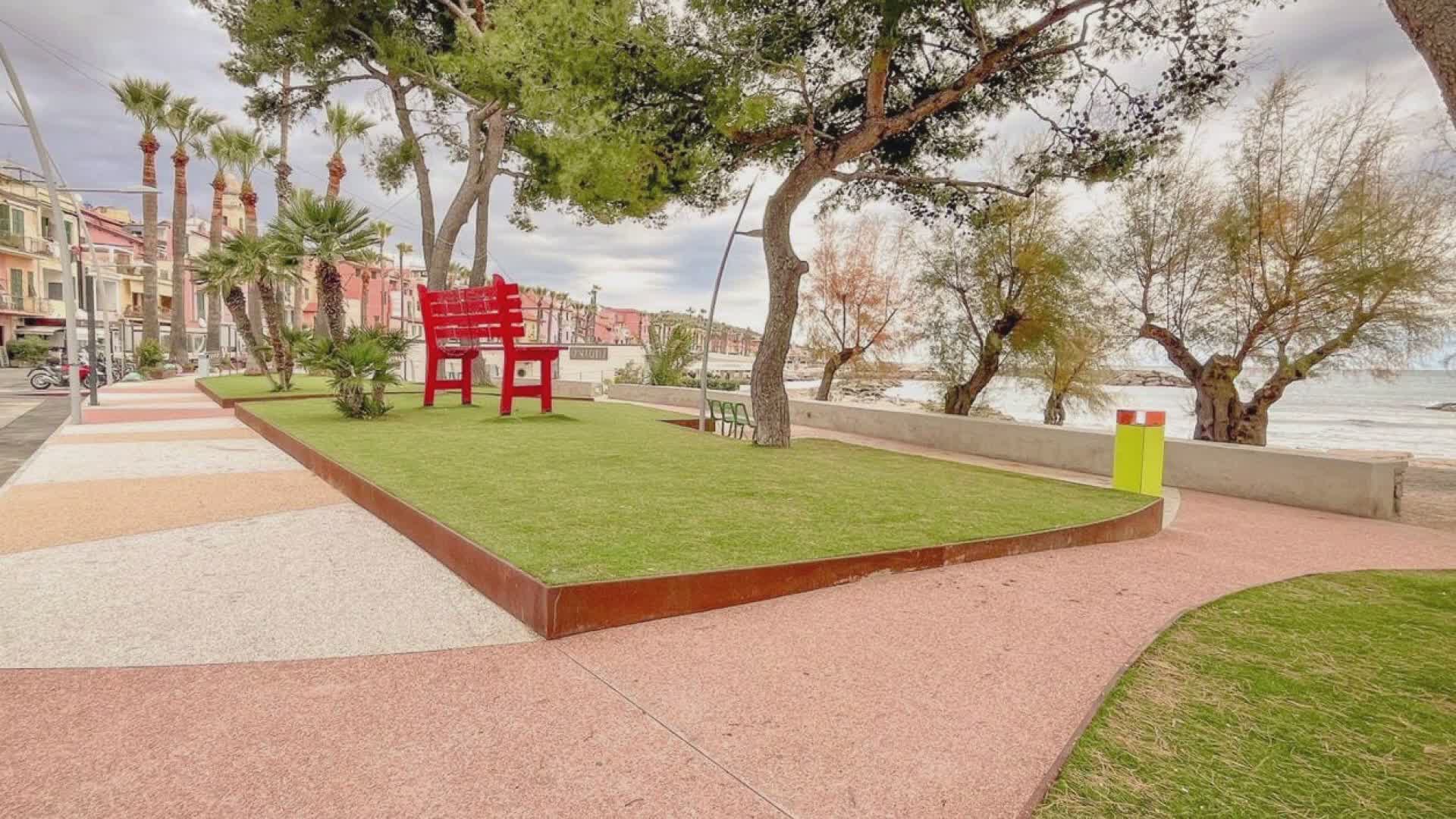Riva Ligure, pronta la nuova passeggiata a mare anti-barriere architettoniche