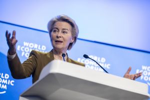 Davos, Von der Leyen lancia il Forum Globale sulla transizione verde