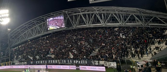 Lo Spezia è uno spettacolo, la capolista Sassuolo cade al Picco: 2-1 con un super Vignali