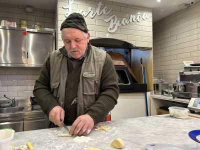 Silenzio, parla il tuttologo Silviotto: perché la puntata di mercoledì sera è imperdibile? 