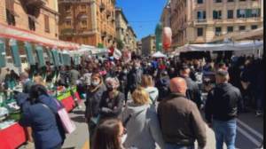 Genova: Fiera di Sant'Agata, domenica 2 febbraio con oltre 600 banchi