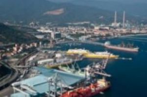 Porto di Vado Ligure, test riuscito: operazioni autonome con il sistema di accumulo energetico