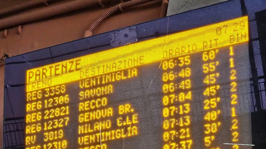 Treno merci guasto, mattinata di passione sulle ferrovie della Liguria