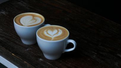 Sostenibilità, Starbucks si rilancia con nuove strategie per riconquistare i clienti