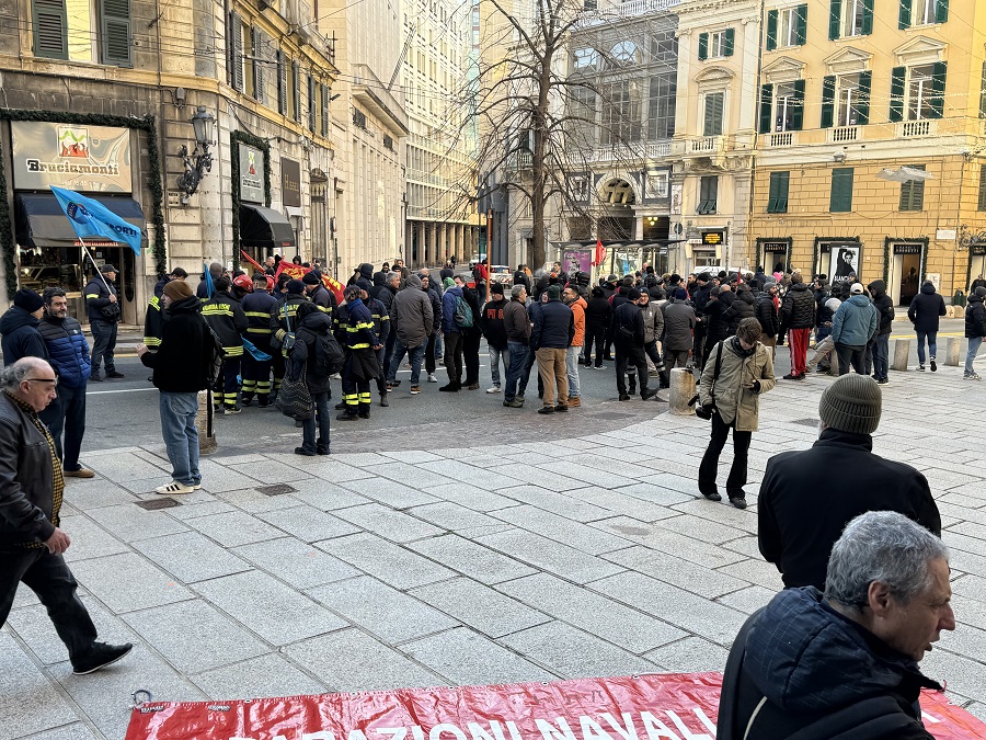 Sicurezza sul lavoro, lo sfogo degli operai in corteo: "Per certe aziende è perdita di tempo e soldi"