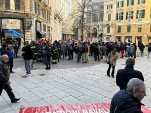 Sicurezza sul lavoro, lo sfogo degli operai in corteo: "Per certe aziende è perdita di tempo e soldi"