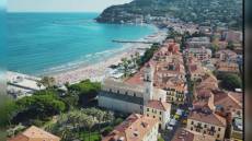 Diano Marina: incendio devasta ex chiesa sede della filarmonica, in cenere molti strumenti musicali