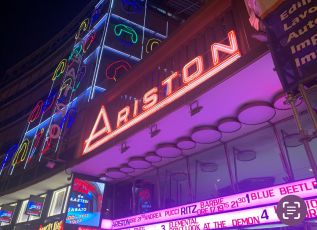 Sanremo, Premio Numeri-Uno: a Carlo Conti un riconoscimento alla carriera