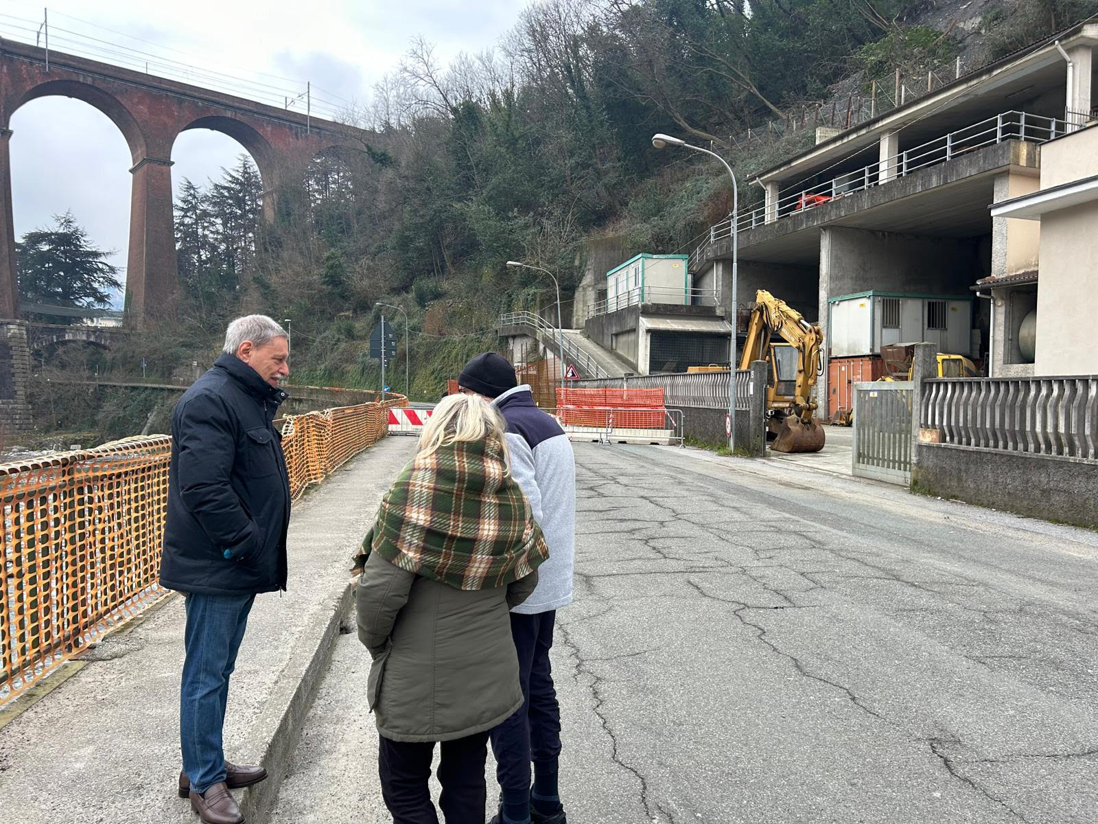 Ceranesi tra frane e strade chiuse, il sindaco Montaldo: "E' l'emergenza numero uno della Liguria"