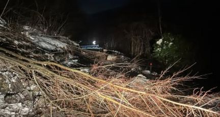 Frana sulla SP10 a Savignone, strada chiusa in località Sorrivi