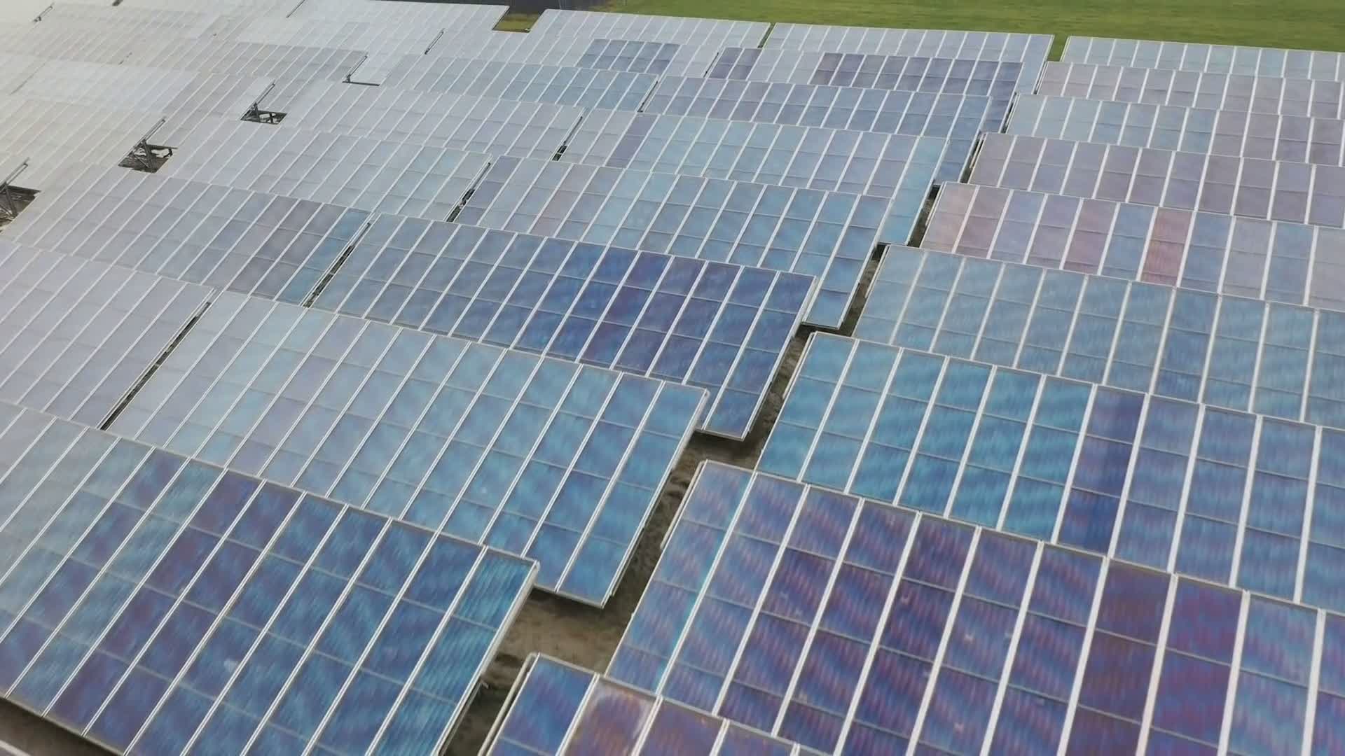 Energia, cresce il fotovoltaico: +19% di impianti nel 2024
