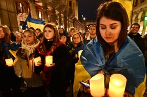 A Genova una fiaccolata per la pace in Ucraina a tre anni dall'inizio del conflitto