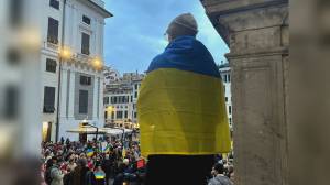 Genova, corteo della comunità ucraina a tre anni dall'inizio della guerra