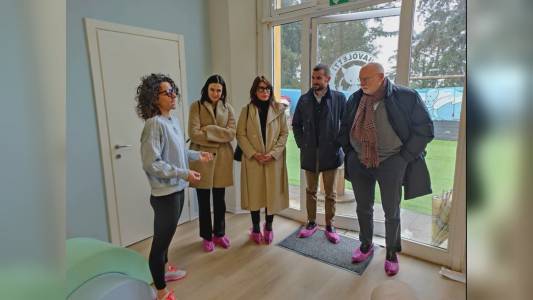 Chiavari: assessore Ferro visita asilo 'Diavoletti' della V. Entella, primo nido sostenuto da una società di calcio