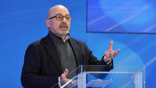 Leonardo digitalizza l'archivio, Cingolani: "Genova hub europeo del dato"