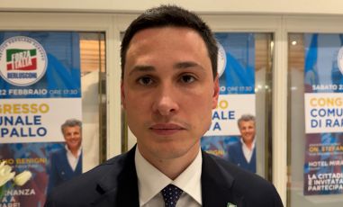 Fine vita, il vice segretario di Forza Italia sta con Bucci: "No a leggi regionali, lavoreremo in Parlamento"