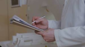 Liste d'attesa, Bucci: "A fine marzo dimostreremo un effettivo miglioramento". Ma il Pd attacca: "Di quali dati parla"?"