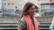 Genova, Ilaria Salis presenta “Vipera” e lancia la sfida alla destra: “Si batte con proposte autentiche di sinistra”