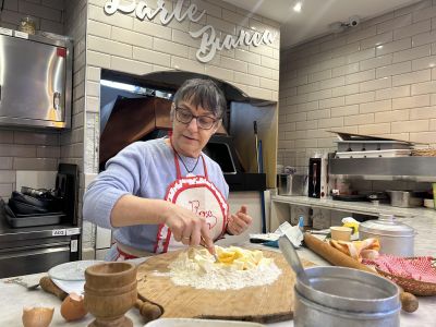 Benvenuti in Liguria: il ritorno del derby tra sindaci ai fornelli, Ronco sfida Serra Riccò 