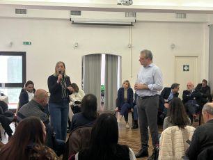 Piciocchi porta la Giunta a Sestri Ponente: sicurezza, cultura e Fincantieri al centro dei lavori 