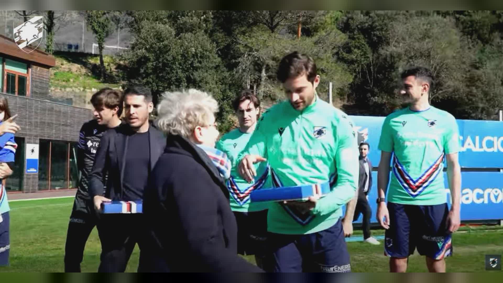 Sampdoria: maglia speciale per la festa della donna coi nomi delle 4.665 abbonate stampate sui numeri