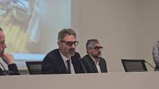 Pronto soccorso a Genova, il M5S punta il dito su sicurezza e condizioni di lavoro: "Ogni infermiere gestisce 25 barelle, insostenibile"