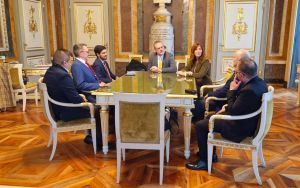 Genova, Pietro Piciocchi incontra l’ambasciatore dell’Ecuador