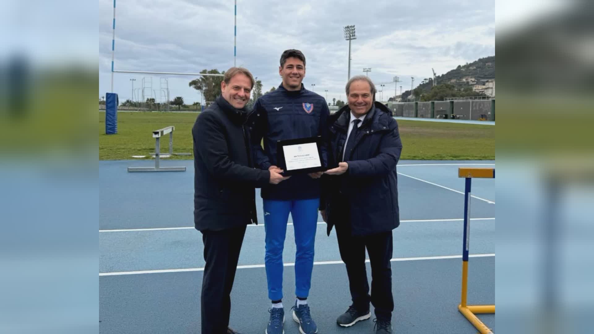 Atletica: Oliveri, sanremese campione italiano salto asta, premiato da Scajola e Lombardi