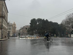 Maltempo in Liguria, piogge e temporali insistono su tutta la regione