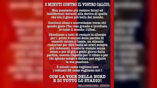 Genoa, tifosi contro orari e trasferte vietate: in silenzio nei primi 5 minuti di partita contro il Lecce