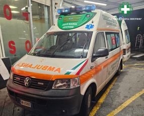 Genova, soccorritori aggrediti da un giovane in stato di alterazione nella galleria Nino Bixio