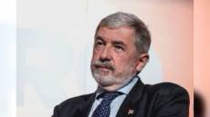 Salis sindaca, Bucci laconico: "Tutto qui?"