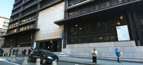 Sequestrata e violentata dall’uomo che ospitava, condannato a otto anni