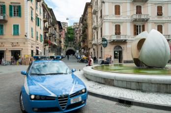 Ladri in trasferta, due georgiani arrestati alla Spezia: usavano la “chiave bulgara” per i furti