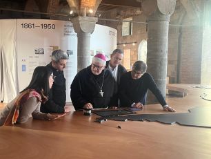 L’Arcivescovo Tasca visita il MEI di Genova, riflessione su accoglienza e dignità