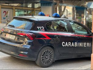Genova, blitz dei Carabinieri: dieci denunce per droga, armi e furti