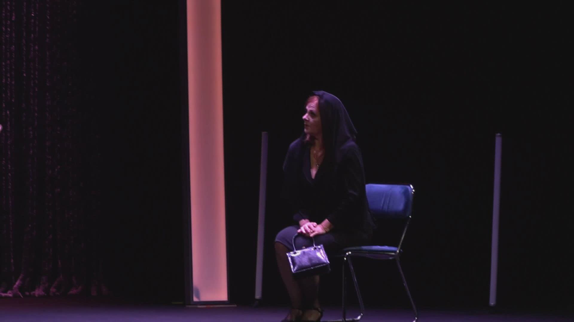 Focus Cultura, Marina Massironi a teatro con "Il Malloppo" e le opere di Tracey Emin a Palazzo Strozzi di Firenze