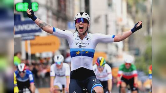 Ciclismo, l'olandese Wiebes vince la Sanremo Women