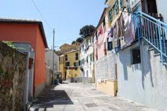 Crevari: come salvare l'ultimo negozio? Telenord apre il dibattito, la proposta di Mattia Crucioli 