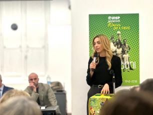 Ludopatia, Cassibba contro Salis: "Fa parte della lobby del gioco d'azzardo"