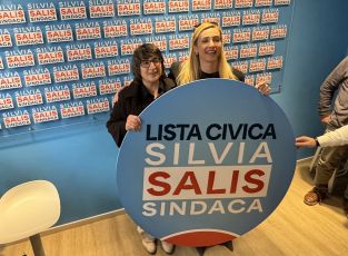 Ecco il simbolo della lista civica Silvia Salis Sindaca, la candidata: "L'elettorato moderato si sposta verso di noi"