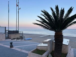 Sole e stabilità atmosferica in Liguria, lieve aumento delle nubi sull'entroterra