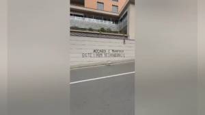 Sampdoria, scritte contro Manfredi, Accardi e Semplici sui muri della sede a Bogliasco