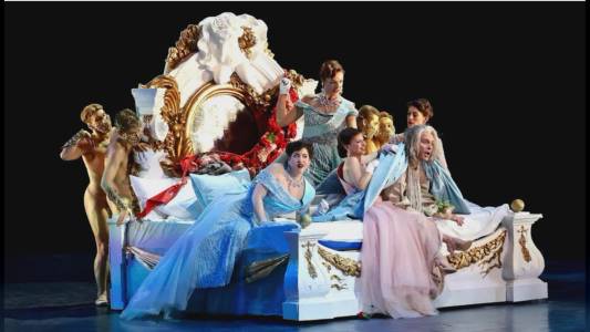 Carlo Felice: successo per "Die Liebe der Danae", direttore Zlabinger 'doma' Strauss