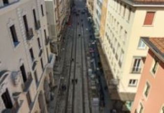 Conclusi i lavori della Linea Rossa del tram in via Ugo Bassi a Bologna