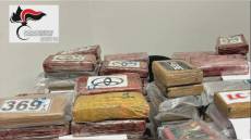 Genova, arrestato un dipendente portuale: aiutava due trafficanti a entrare nella zona container