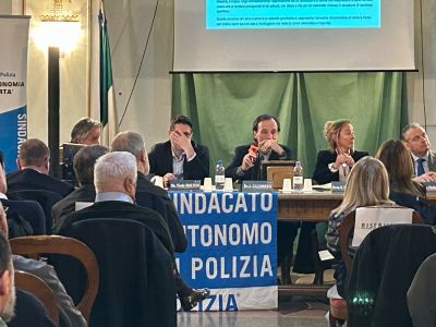 Liguria, 262 poliziotti feriti nel 2024: allarme sicurezza dal congresso Sap a Genova