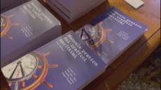 Genova, Assagenti continua le celebrazioni degli 80 anni e presenta il nuovo manuale: “Serve conoscenza per non temere il mare”