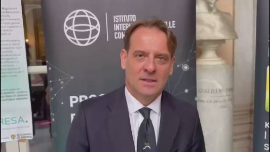 Liguria, più fondi per trasporto pubblico e treni. Scajola: “Genova modello per le città italiane”