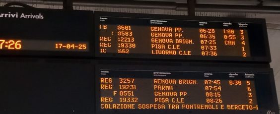 Lavori prolungati tra Nervi e Recco, ritardi fino 70 minuti per i treni in Liguria